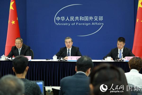 国务委员兼外交部长王毅(贾文婷 摄)