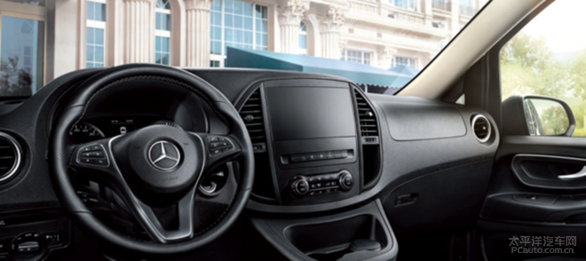 福建奔驰新款威霆上市 售29.6-34.9万