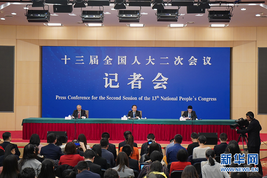 生态环境部答记者问