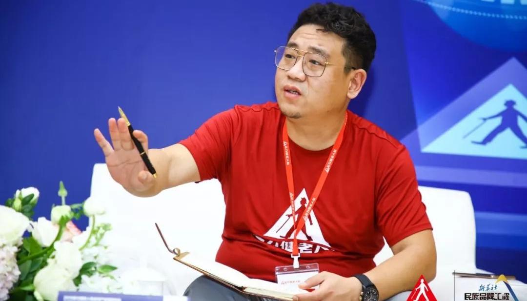 副总裁李仲颐：用户思维是足力健老人鞋的核心武器！