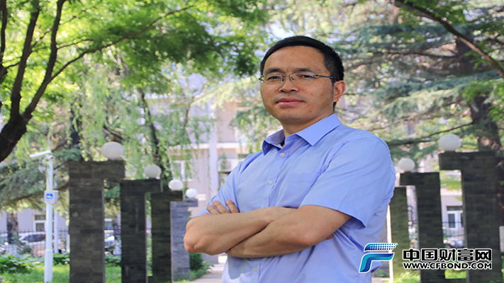 北京外国语大学党委副书记、校长杨丹