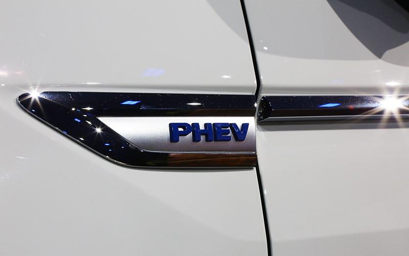 崔东树：插电式混动在消费端仍属新能源汽车